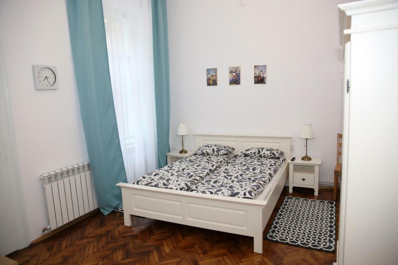 Schick Apartment Sibiu Buitenkant foto