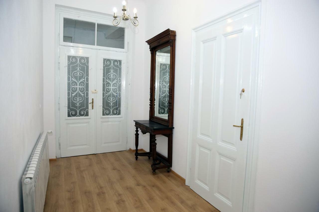 Schick Apartment Sibiu Buitenkant foto