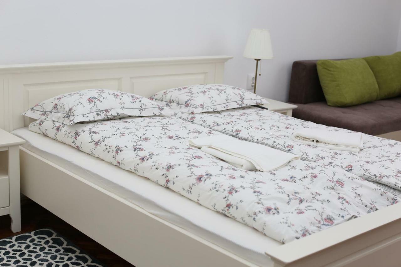 Schick Apartment Sibiu Buitenkant foto