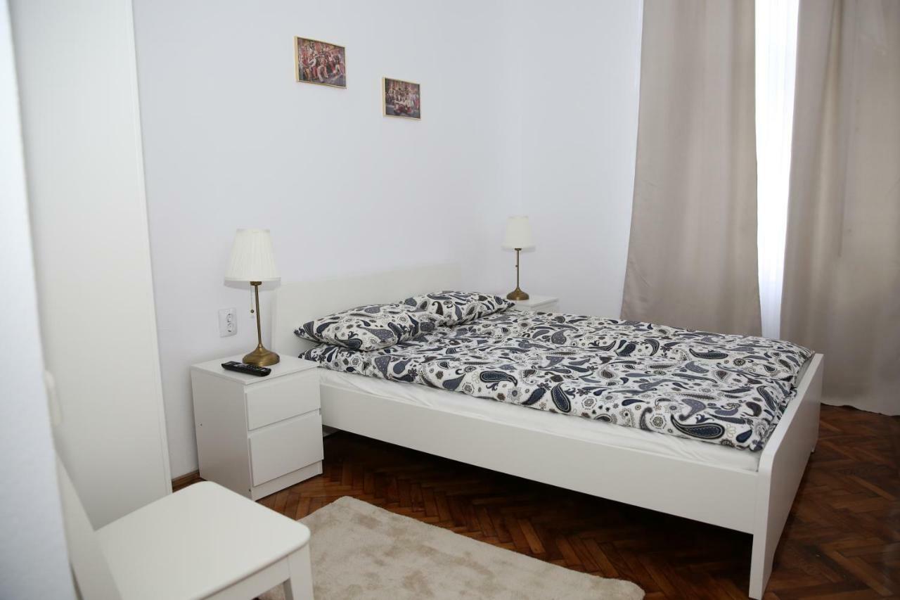 Schick Apartment Sibiu Buitenkant foto